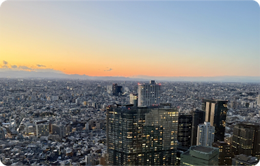 平日は19時まで診察可能（金曜日は21時まで）イメージ画像